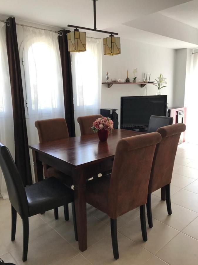 Chalet Adosado Con Vistas Al Mar 칼페 외부 사진