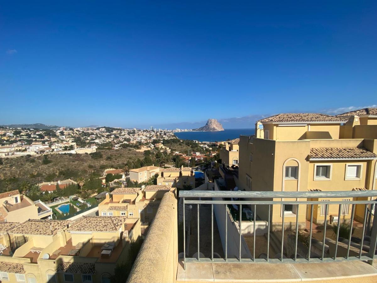 Chalet Adosado Con Vistas Al Mar 칼페 외부 사진