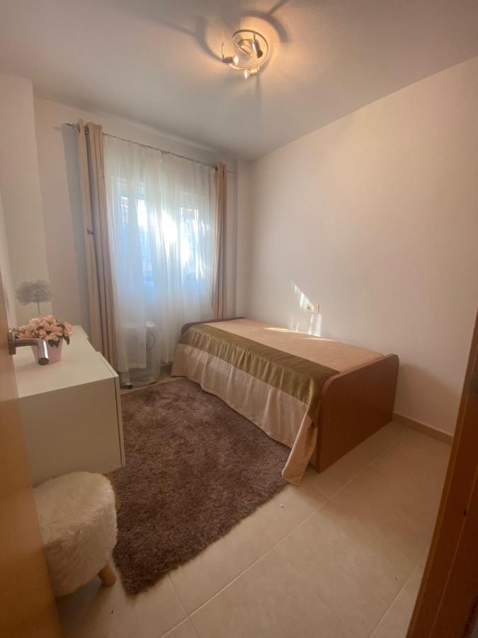 Chalet Adosado Con Vistas Al Mar 칼페 외부 사진