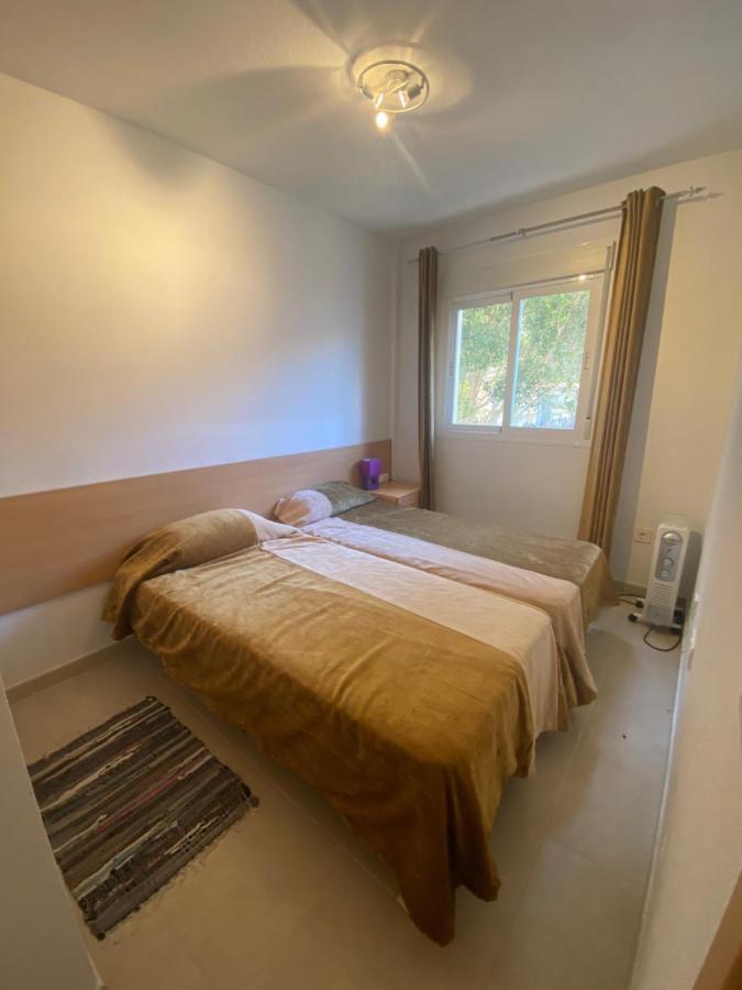 Chalet Adosado Con Vistas Al Mar 칼페 외부 사진