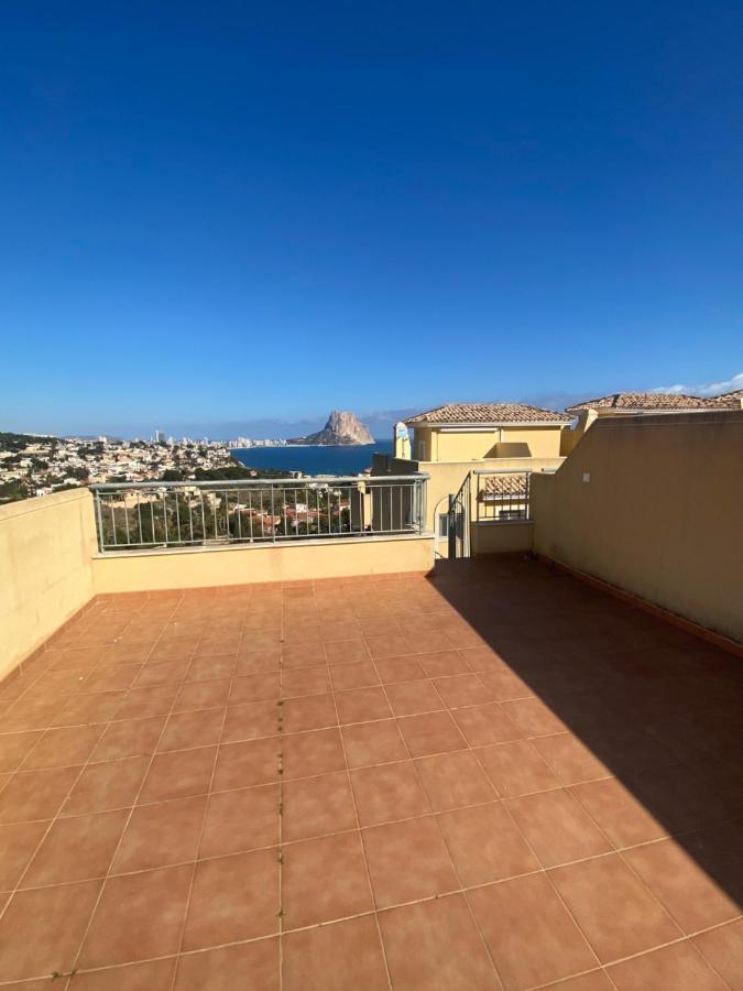 Chalet Adosado Con Vistas Al Mar 칼페 외부 사진