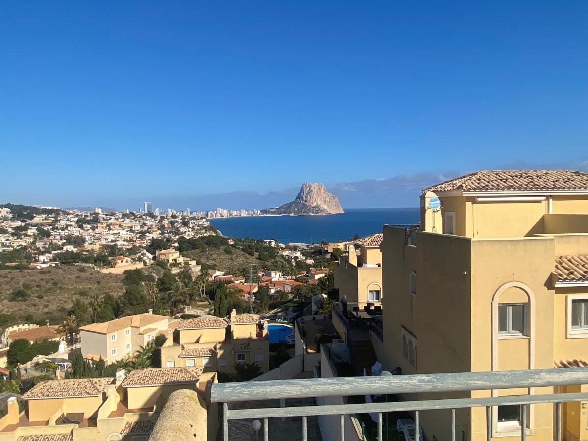 Chalet Adosado Con Vistas Al Mar 칼페 외부 사진