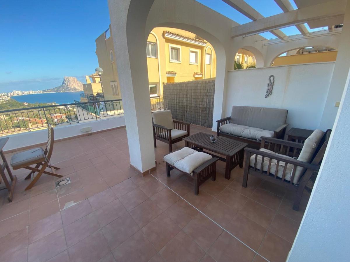 Chalet Adosado Con Vistas Al Mar 칼페 외부 사진
